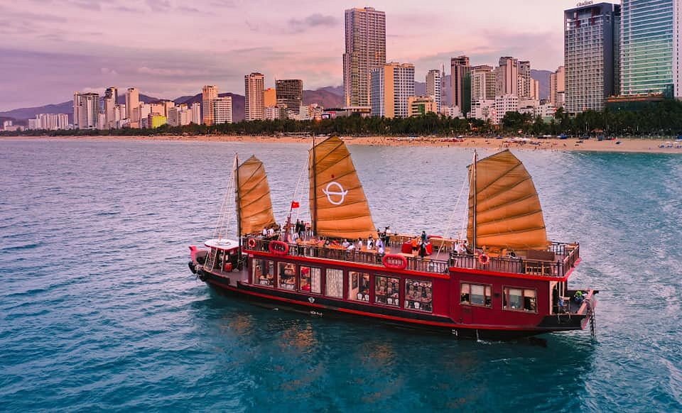 emperor-cruises-nha-trang emperor-cruises-nha-trang